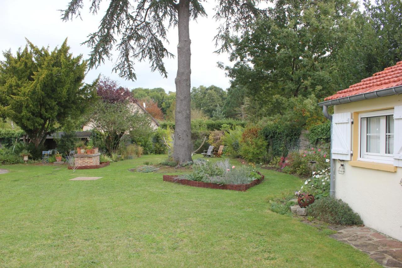 Le Chemin Du Village Croth Exterior photo